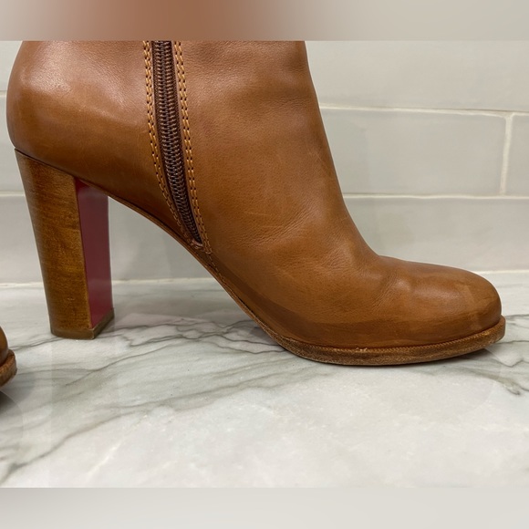 Authentic Rare Christian Louboutin Brown Janis Button Bootie 40 - Picture 7 of 14